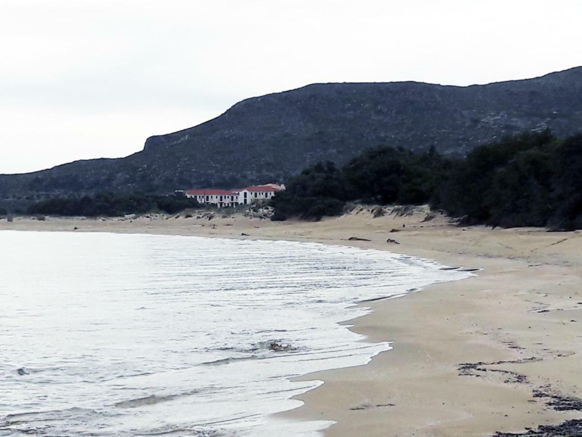 Elafonisos: Two Storey House On The Sea Front Екстериор снимка
